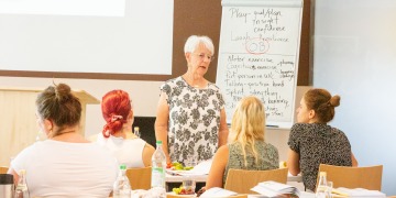 Fortbildungsveranstaltung mit der amerikanischen Professorin und Ergotherapeutin Ann G. Fisher Fortbildungsveranstaltung mit der amerikanischen Professorin und Ergotherapeutin Ann G. Fisher